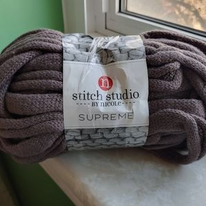 Stitch Studio by Nicole Supreme Jumbo Yarn